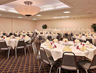 Ramada Fairview Heights Hotel Étterem fotó